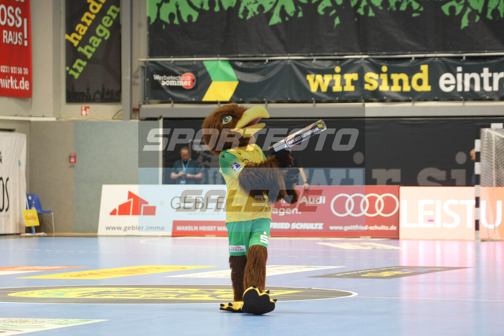 Eintracht Hagen - Dormagen | Maskottchen Falk - © Sportfoto-Sale (MK) - Realisiert mit Pictrs.com