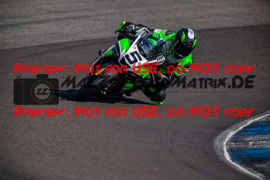 MaZZes_FotoMatrix_220923_2574 | PRO SUPERSTOCK