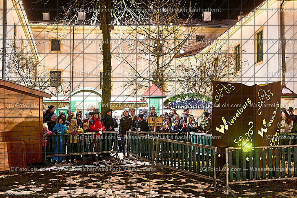 ALP5163_WIESELBURGER ADVENT_Perchtenlauf | (C)FotoLois.com, Alois Spandl, WIESELBURGER ADVENT, Perchtenlauf, So 10. Dez. 2023.