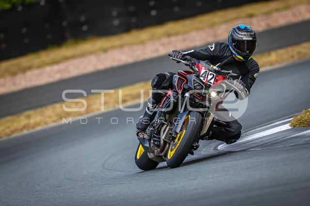 0042-260815BB-031_42 | Deine Full-Service-Agentur für ✔️Videoproduktionen und ✔️Motorsportfotografie Jetzt Angebot anfragen!