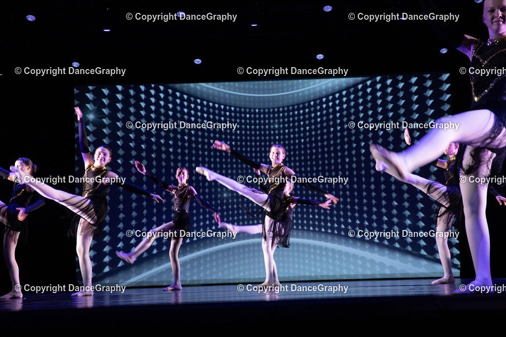 GPHY6212 | DanceGraphy - Realisiert mit Pictrs.com