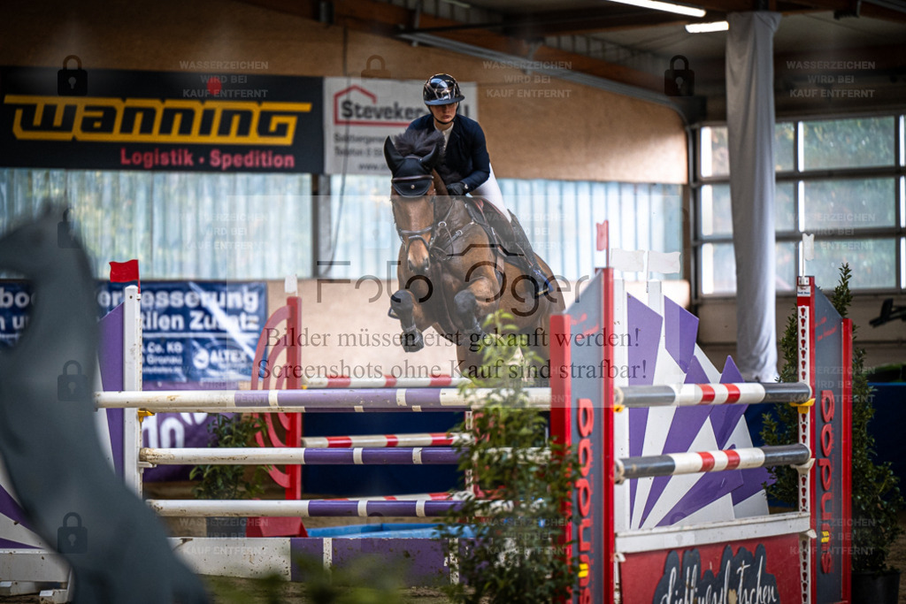 DOS_0210 | Entdecke hochwertige Reitturnierfotos von Foto Oger. Professionell, emotional und authentisch – jetzt Lieblingsmomente im Shop bestellen. - Realisiert mit Pictrs.com