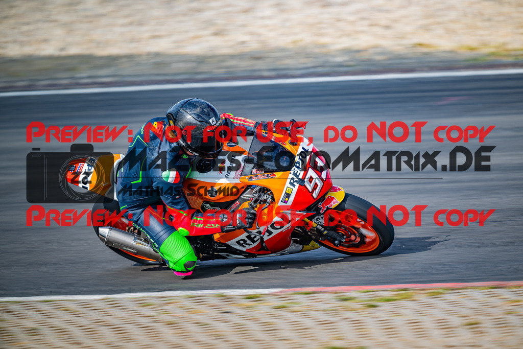 MaZZes_FotoMatrix_230719_7217 | GELB