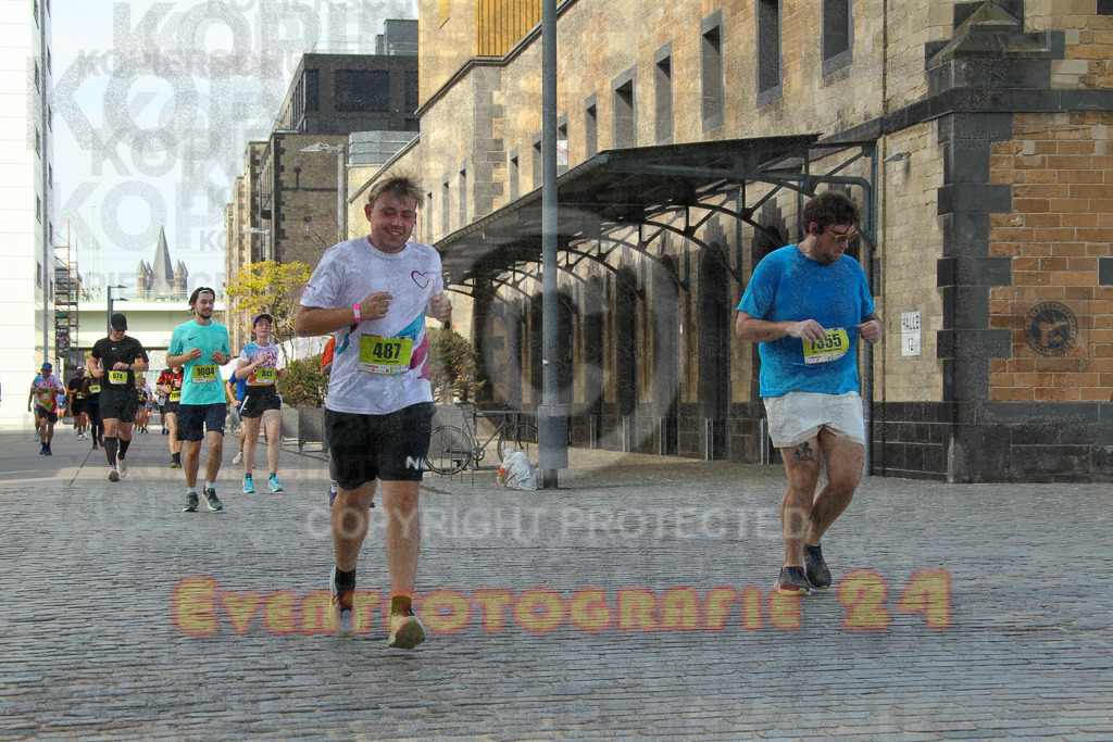 250920_1458_EV4_7755 | Sportfotografie im Rhein-Sieg Kreis, Köln, Bonn, NRW, Rheinland Pfalz, Hessen, etc. Unser Tätigkeitsfeld umfasst den Laufsport vom Volkslauf über den Marathon, Duathlon, Triathon bis zum Ultralauf wie Kölnpfad Ultra oder Schindertrail.