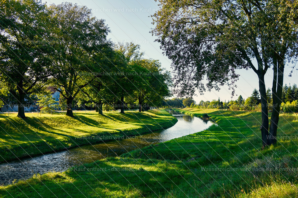 Grüner Saum Hoyerswerda - Nordteil an der Schwarzen Elster | Grüner Saum Hoyerswerda - Nordteil an der Schwarzen Elster - Realisiert mit Pictrs.com