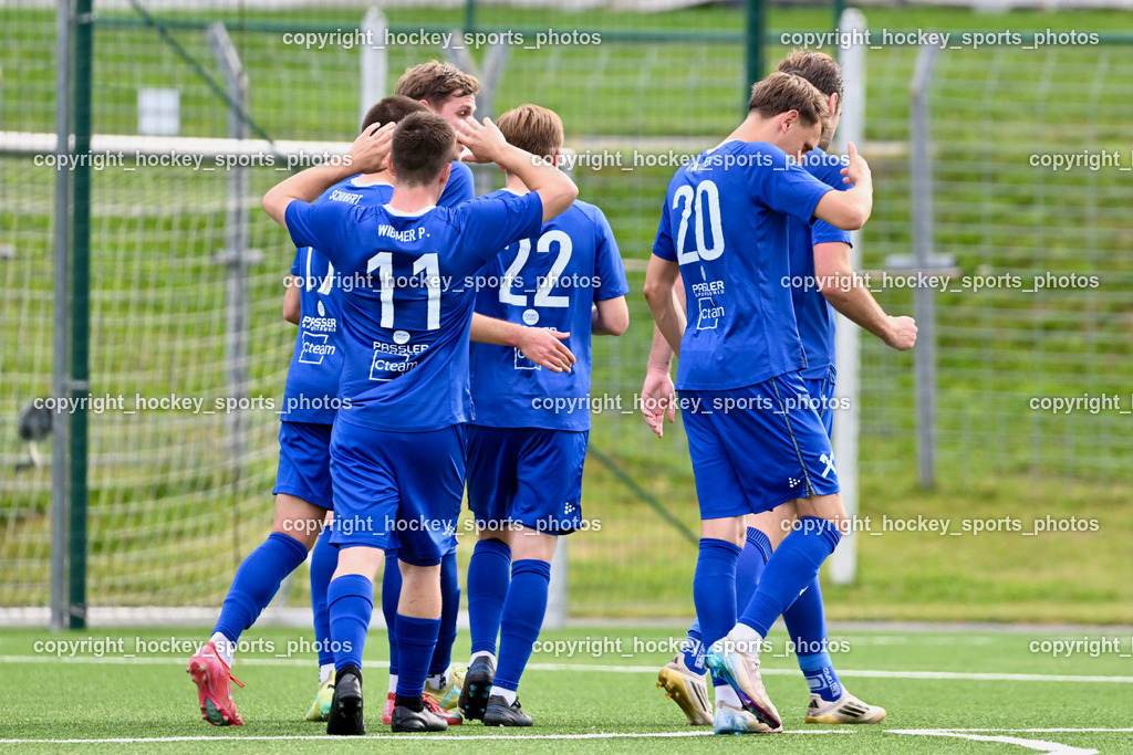 SV Spittal vs. UNION Matrei | Jubel Union Matrei Mannschaft, #11 Philipp Wibmer UNION Matrei, #20 Luca Ronacher UNION Matrei, #22 Thomas Riepler UNION Matrei, SV Spittal vs. UNION Matrei, SV Spittal vs. UNION Matrei am 17.08.2025 in Spittal an der Drau (Goldeck Stadion), Austria, (Photo by Bernd Stefan)