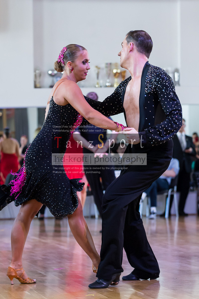 20240616_D-Cup-HGR-Latein_3534 | Tanzsportbilder, Standardtanz, Lateintanz, WDSF, DTV, LTVB, dancecomp, goc, hessen tanzt, blaues band der spree, walzer, tango, wiener walzer, slowfox, quickstepp, samba, rumba, cha-cha-cha, paso doble. jive, hd-kroft photography, turniertanzsport