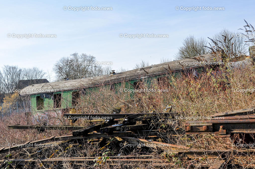 Deutschland_ Baden-Wuerttemberg_ Heilbronn_ 21.02.2025-20 | 21.02.2025, Deutschland, GER, Baden-Wuerttemberg, Heilbronn im Bild Themenbild, Stadtansichten, Ehemaliges Sueddeutsches Eisenbahnmuseum, Museum, Zug, Eisenbahn, Lost Place, aufgelassen, verwildert, Waggon