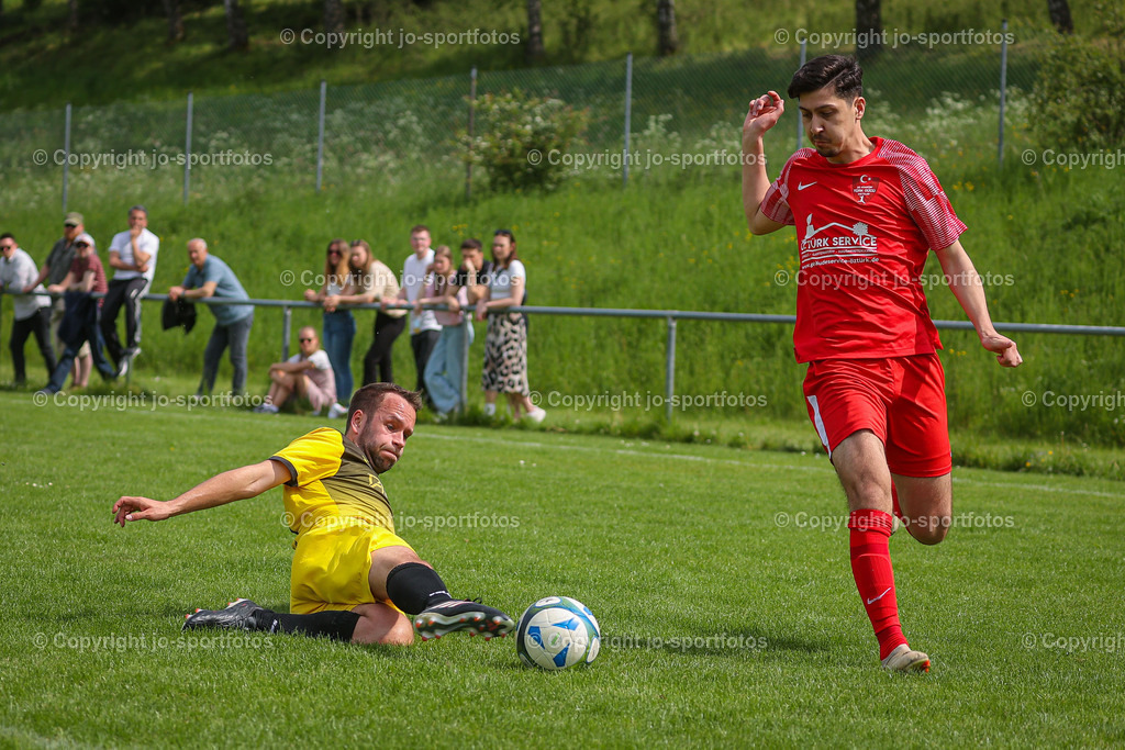 BQ3I7555 | 21.05.2023; Kreisoberliga West; Rasenplatz Medenbach; SSV Medenbach - SG Türk-Ata/Türkgücü Wetzlar; Ergebnis: 1:2 (1:0)