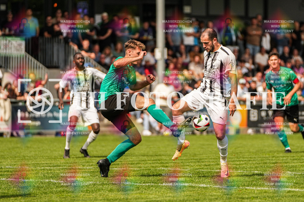 GER, FC Zell - FC Wittlingen, Fussball, Rothaus Bezirkpokal, Finale, Saison 2024/2025, 29.05.2025 | GER, FC Zell - FC Wittlingen, Fussball, Rothaus Bezirkpokal, Finale, Saison 2024/2025, 29.05.2025Foto: TH Fotografie/Alessio Bosco