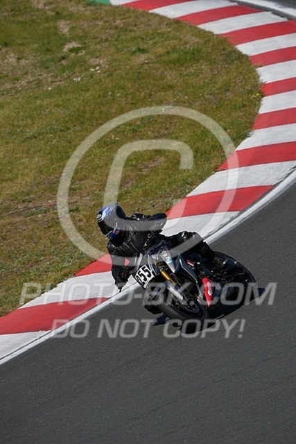 2025_05_13_PBK_23916 | Sportfotografie; SlowMotion; Video; Rennstrecke; Hafeneger; Speer; Racing; RSE; BMW; CBO; Trackday; Motorsportarena; Hockenheimring; Brno; Most; Barcelona; Valencia