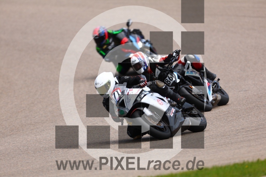 0171-20250526_01507 | Schöne Erinnerungen an spannende Momente - das festzuhalten ist unser Job. PIXELrace.de ist seit 2003 auf den Rennstrecken Europas unterwegs um die Action draußen beim Fahren und die wunderbare Stimmung imm Fahrerlager für euch einzufangen.