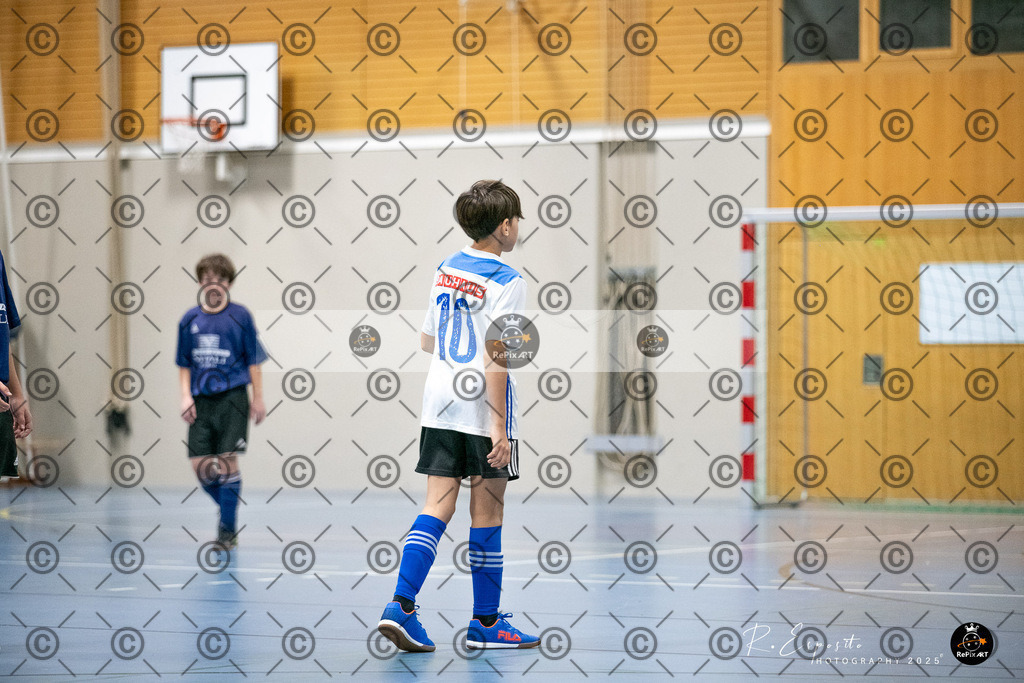 20251129_FCR-Hallenturnier-D_RAW-1_023-75 | Sport und Naturfotografie von Roberto Esposito zeigt echte Momente Bewegung und die Schönheit der Natur. Ausdrucksstarke Bilder schaffen Emotionen.