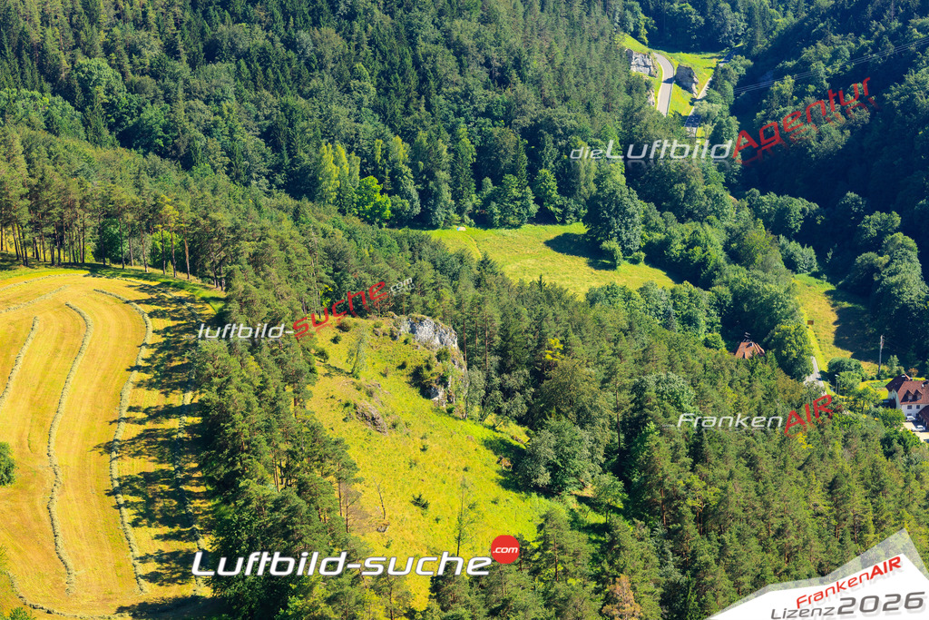 Die Luftaufnahme Waßmannsmuehle - Weismain wurde vom UL-Flugzeug (keine Drohne) aus fotografiert.Hohe Druck- Auflösung-die Geschenkidee!