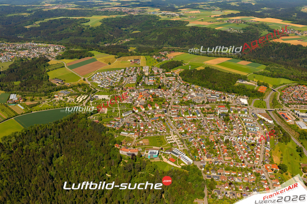 Das Luftbild zeigt : Wetzgau Schwäbisch Gmünd - Die Luftaufnahme wurde 2024 vom UL-Flugzeug aus erstellt ( keine Drohne ) - Hochauflösende Luftaufnahme - Für grossformatige Ausdrucke geeignet. Die Geschenkidee !Mit Lizenz und Bildrechte bestellbar