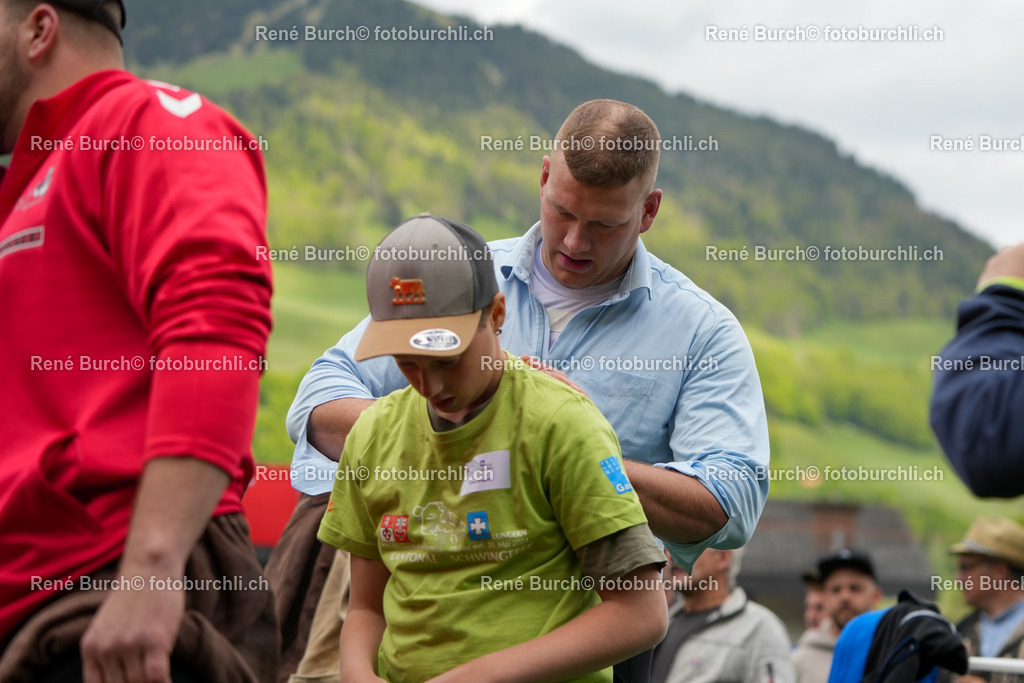 RB-09328 | René Burch leidenschaftlicher Fotograf aus Kerns in Obwalden.  Hier finden sie Sport, Landschaft und Natur Fotografie.
 - Realisiert mit Pictrs.com