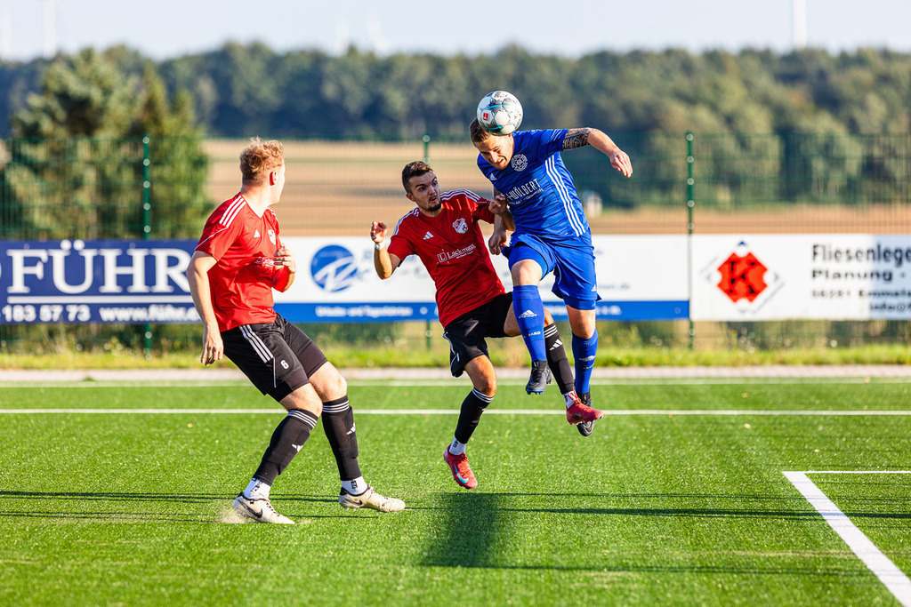 SG Morshausen - SV Blankenrath | Sportfotografie Hermann-Josef Stoffel - Realisiert mit Pictrs.com