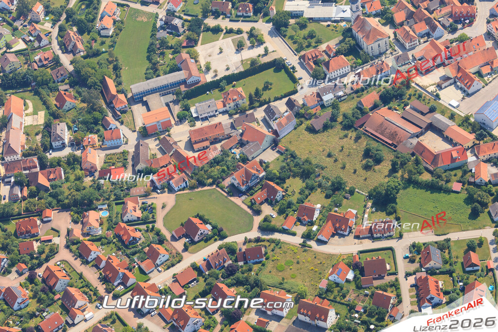 Luftbild von  Weidenbach - Luftaufnahme wurde 2015 von https://frankenair.de mittels Flugzeug (keine Drohne) erstellt - die Geschenkidee