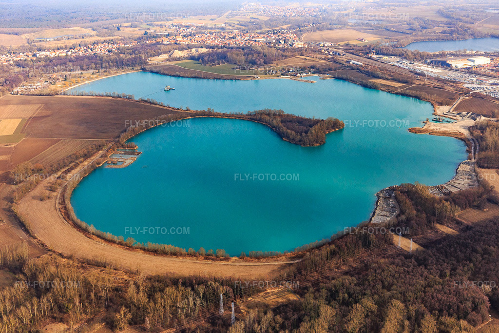 Aerial view: Bassin des Mouettes from the southwest in Lauterbourg in the state Bas-Rhin, France. – Photo: IMG_096931.jpg taken on 02/19/2017 by Werner Riehm/FLY-FOTO.com – Resolution of the original: 5472 x 3648 px