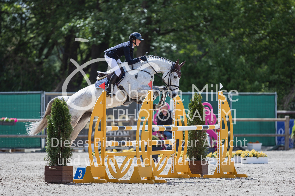 250506_Mühlen_SprPf-L1-344 | Deine schönsten Turniermomente als professionelle Fotos! Entdecke hochwertige Pferdesport-Fotografie im Online-Shop. Jetzt Fotos finden & bestellen!