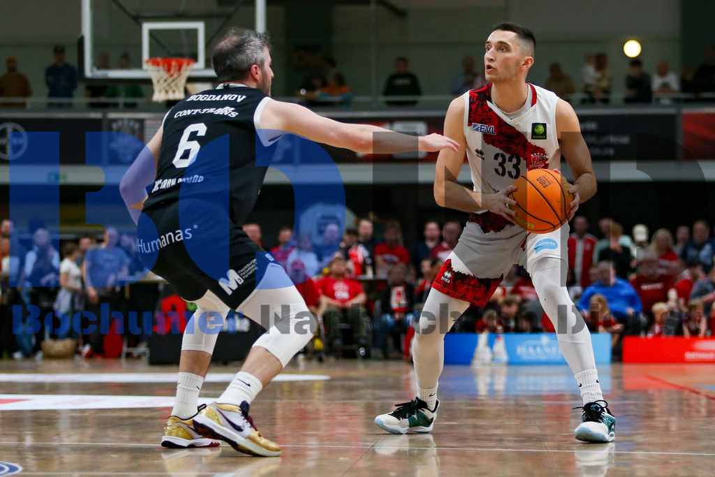 SES_LEVWOL20250525-59 | bond - Realisiert mit Pictrs.com