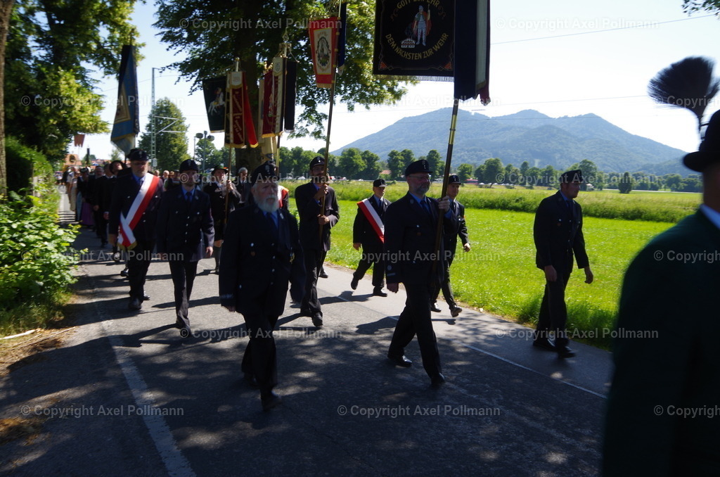 IMGP6010 | fotografiert von Axel PollmannLeonhardi Wallfahrt Benediktbeuern und Murnau, Fronleichnam, Fasching, Landschaft im Loisachtal und Benediktbeuern  - Realisiert mit Pictrs.com