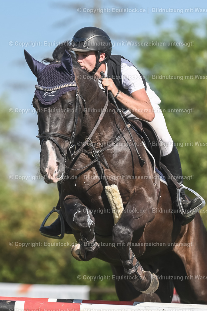 20230908_24_Springen_M_0052 | equistock