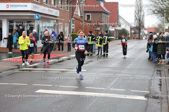 WMLA2056 | Bildershop "Sportfotograf-Oldenburg" mit Fotos von Sportevents in Oldenburg und Umzu. - Realisiert mit Pictrs.com