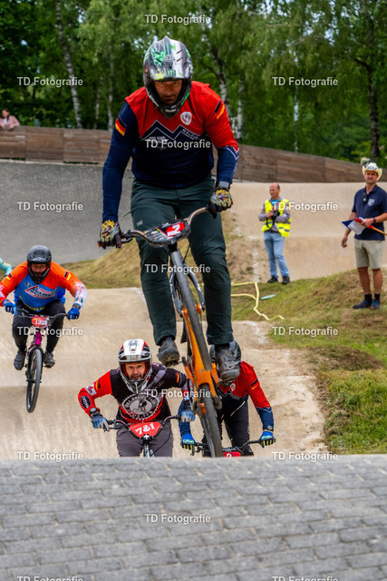 BayBMX2026-06439 | Fotogalerie von Thomas Dettweiler mit Eventbildern und lizenzfreien Fotos. Perfekt als Wandbild, für Büro, Website oder private Nutzung. - Realisiert mit Pictrs.com