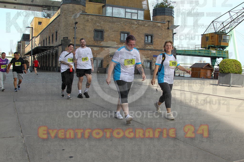 250920_1351_EV4_6777 | Sportfotografie im Rhein-Sieg Kreis, Köln, Bonn, NRW, Rheinland Pfalz, Hessen, etc. Unser Tätigkeitsfeld umfasst den Laufsport vom Volkslauf über den Marathon, Duathlon, Triathon bis zum Ultralauf wie Kölnpfad Ultra oder Schindertrail.