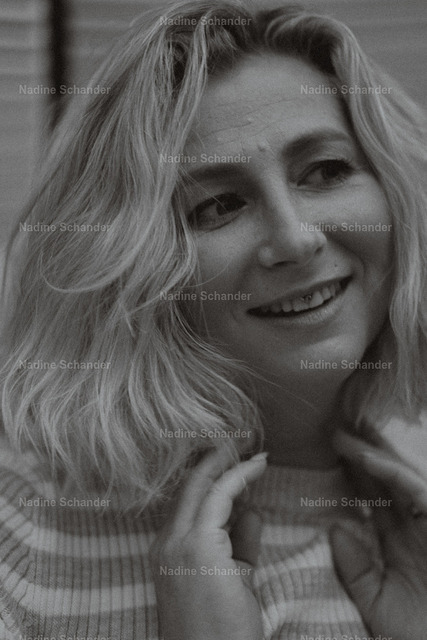 ABC08514 | Nadine Schander – Selbstständige Fotografin & professionelle Visagistin Raum Hohenlohe, Öhringen/ Bretzfeld und Neuenstadt ... Spezialisiert auf individuelle Make-up-Looks und hochwertige Fotografie. Business,- Portrait,- Beautyfotografie..