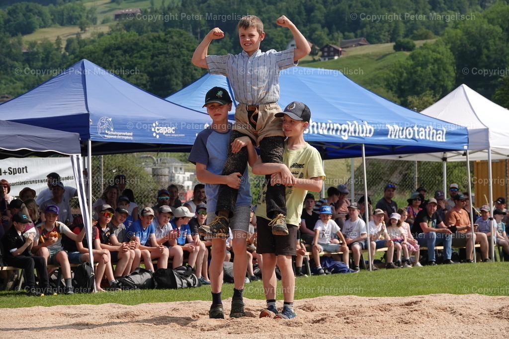 DSC04389 | Schwingen - Realisiert mit Pictrs.com