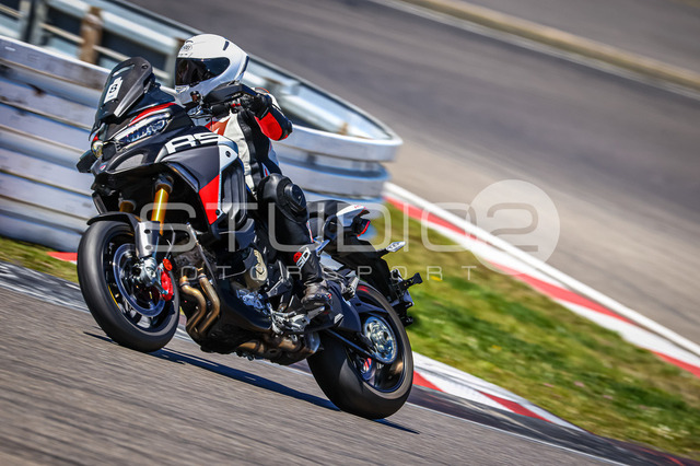 0008-260526NBR-005_8 | Deine Full-Service-Agentur für ✔️Videoproduktionen und ✔️Motorsportfotografie Jetzt Angebot anfragen!