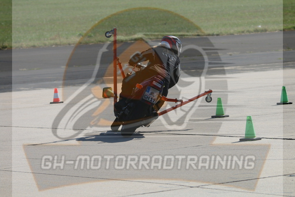 IMG_3744 | gh-motorradtraining-foto.de - Realisiert mit Pictrs.com