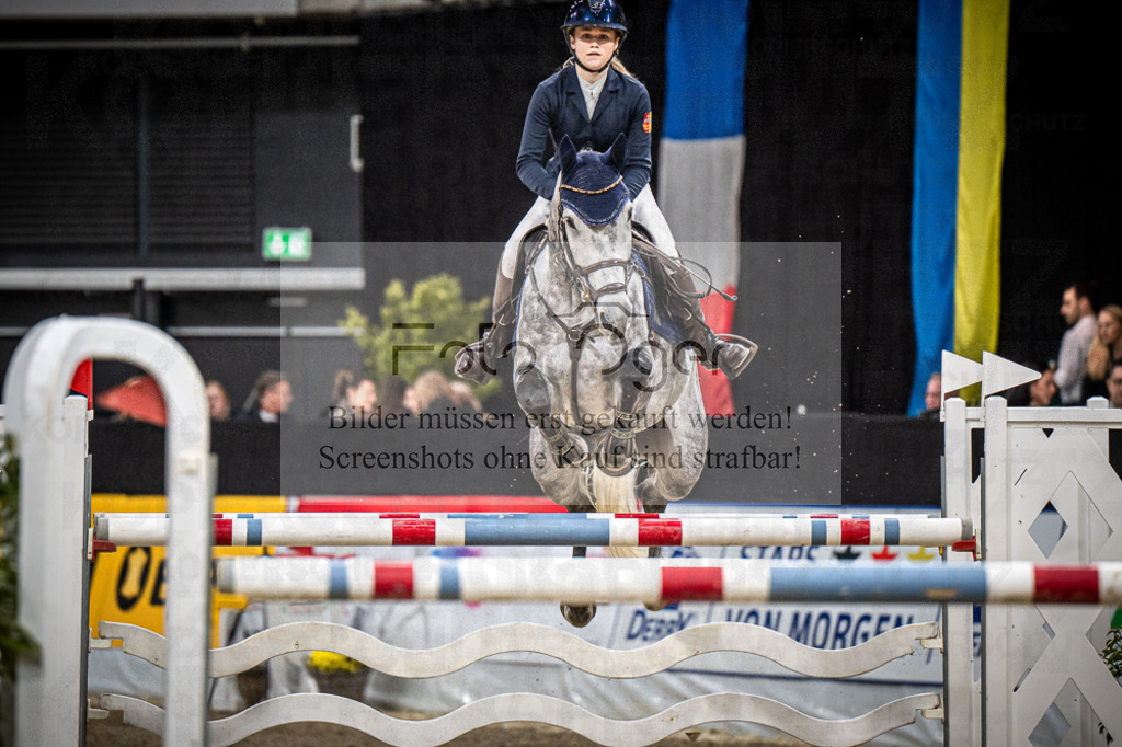 DOS_0985 | Entdecke hochwertige Reitturnierfotos von Foto Oger. Professionell, emotional und authentisch – jetzt Lieblingsmomente im Shop bestellen.Deutschlandweite Turnierfotografie. - Realisiert mit Pictrs.com