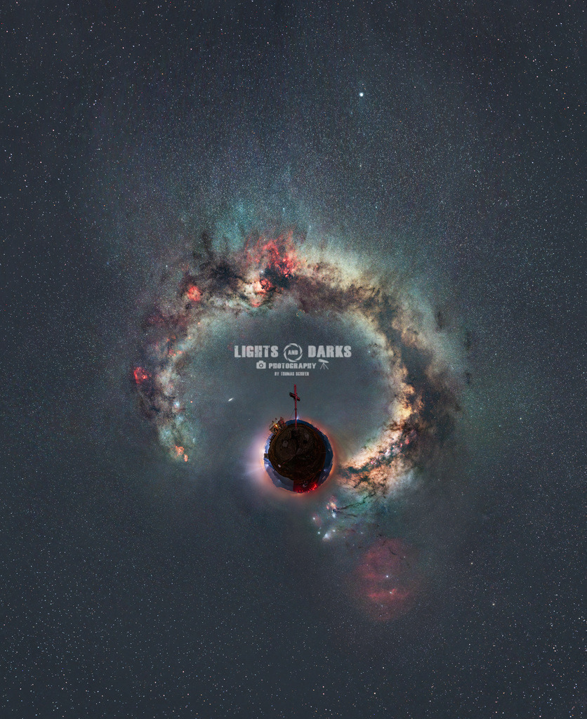 The ring of fire | Little Planet projection of the Milky Way. Shot at the Stuhleck in Austria. The cross of the summit marks the middle. - Realisiert mit Pictrs.com