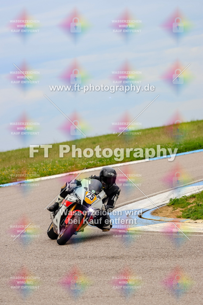 MotoTeam-2152 | Hier findet Ihr Bilder von Touristenfahrten auf der Nürburgring Nordschleife oder von anderen Veranstaltungen die ich besucht habe. Viel Spass beim Durch Schauen 