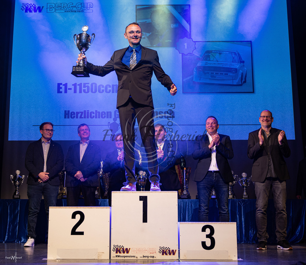 KW Berg Cup Siegerehrung 2025 | Frank Herberich Fotografie, Frank Herberich, Fotografie, Hochzeit, Portrait, St. Peter Ording, Ording, Westerhever, Nordsee, Frank Fotografie, Hardheim,  Odenwald,Walldürn, Band,Eventfotografie - Realisiert mit Pictrs.com