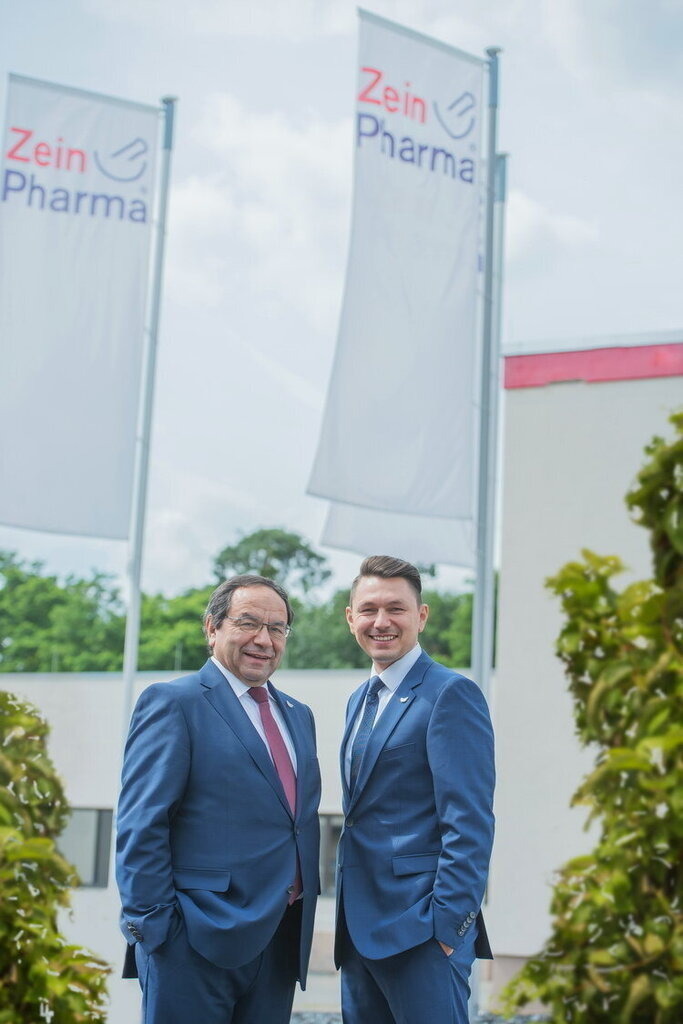 Arkadius_Commercials_026 | Mein Name ist Arkadius. Ich fotografiere Ihre Hochzeit in Frankfurt und im Umkreis von 200 km. Als Fotograf bin ich noch bekannt im Bereich Business- und Modefotografie.