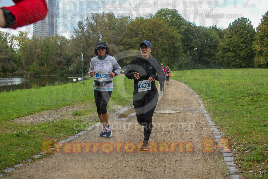 231015_0951_EV4_0147 | Sportfotografie im Rhein-Sieg Kreis, Köln, Bonn, NRW, Rheinland Pfalz, Hessen, etc. Unser Tätigkeitsfeld umfasst den Laufsport vom Volkslauf über den Marathon, Duathlon, Triathon bis zum Ultralauf wie Kölnpfad Ultra oder Schindertrail.