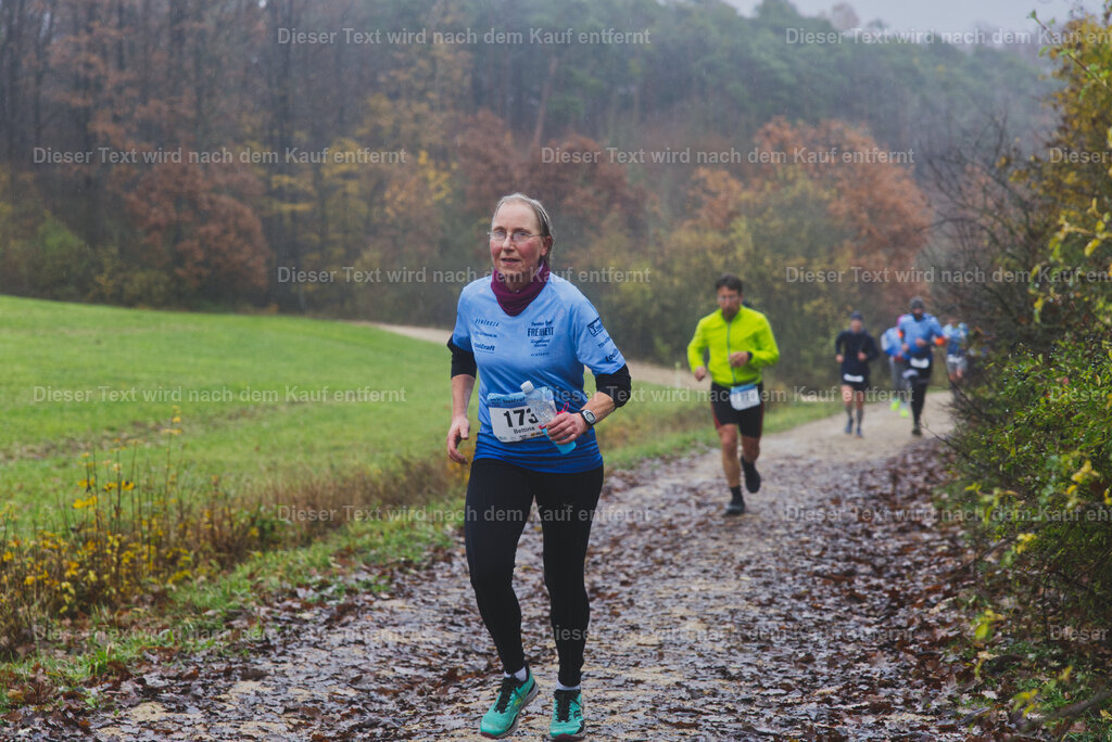 cineathletes-huegelland-2025-11-09-10-20-11 | Sportfotografie rund um Obstacle Course Racing und Trail Run - Realisiert mit Pictrs.com