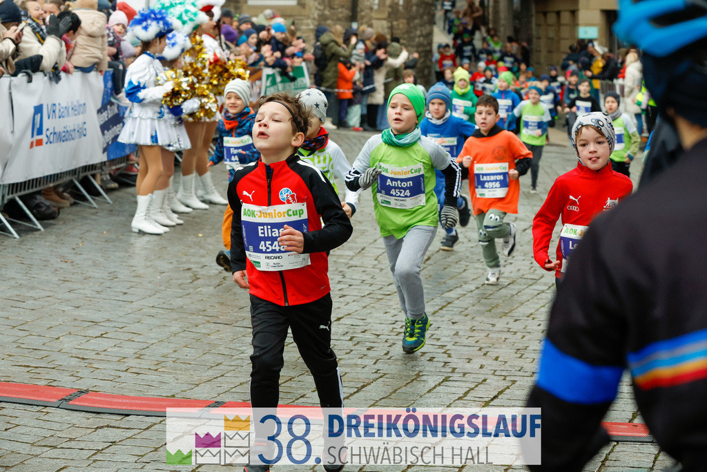 400m AOK Junior Cup | 3 Koenigslauf 2024 400m AOK Junior Cup - Realisiert mit Pictrs.com
