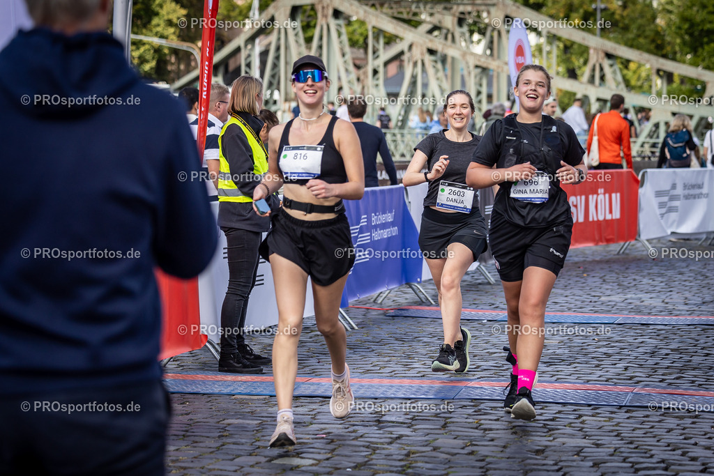44. Kölner Brückenlauf; Koeln, 14.09.25 | Impressionen vom 44. Kölner Brückenlauf am 14.09.25 am Schokoladenmuseum in Koeln. Foto: BEAUTIFUL SPORTS/Leah Kohring