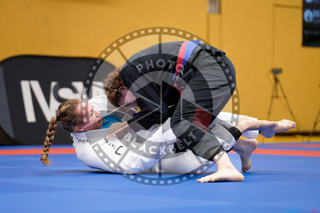 20240203PBB05888 | Fighters compete during the Brazilian Jiu-Jitsu Championship of the AJP Tour in Maintal by Frankfurt am Main, Germany, on February 2, 2024.