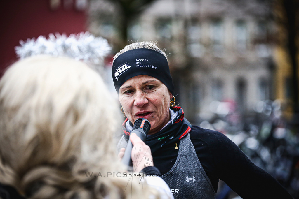 ..... | Linz, AUSTRIA,14. Dezember 25, ALOHA WINTERLAUF DEZEMBER 25 , Image shows: Photo: WAPICS / Andreas Willdoner