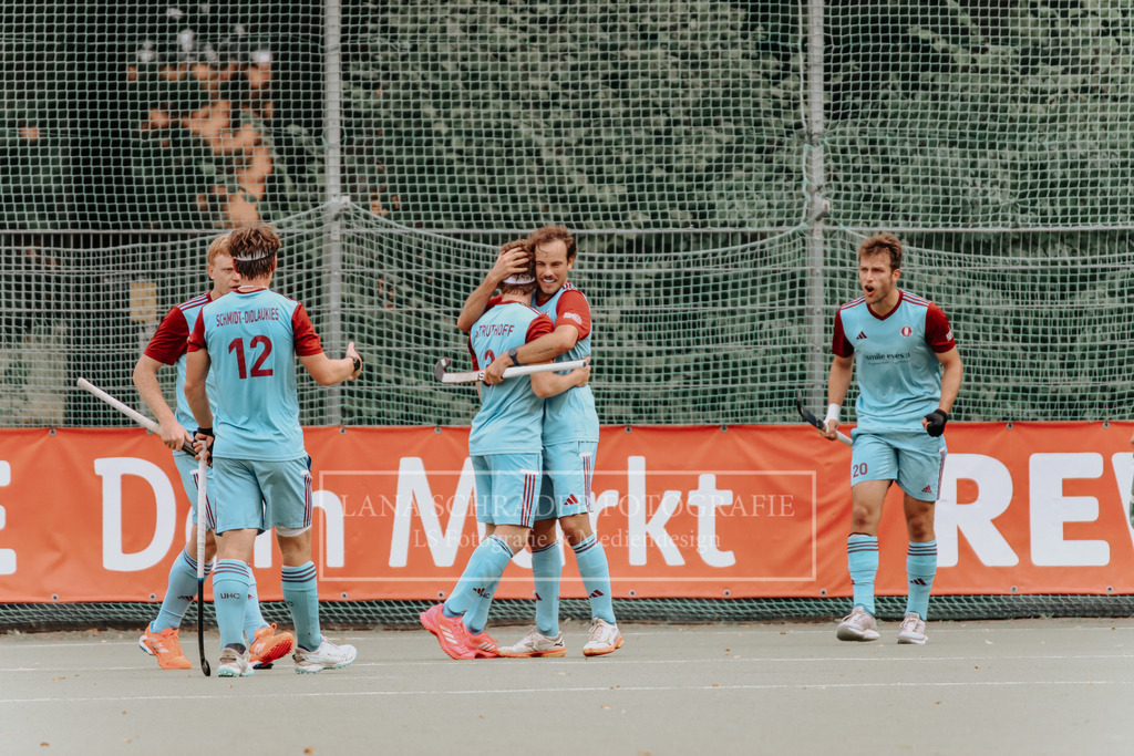 Herren_Bundesliga_02_F_RWK-UHC_21.09.25_Köln (239 von 471) | lanaschraderfotografie - Realisiert mit Pictrs.com