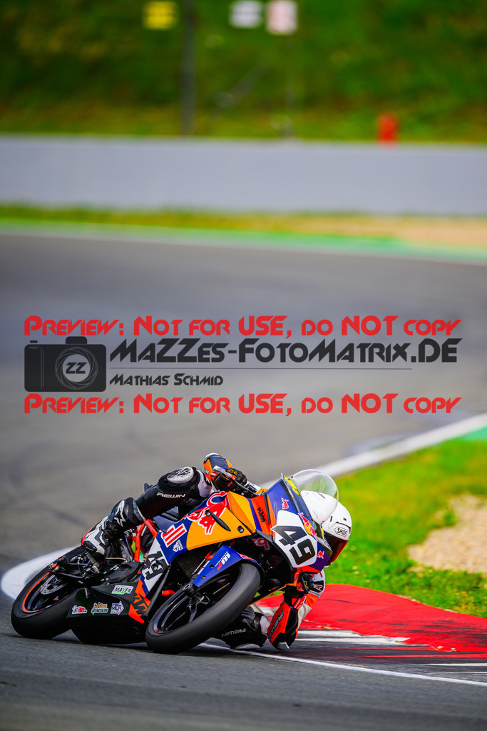 MaZZes_FotoMatrix_240531_6007705_8804 | SSP300