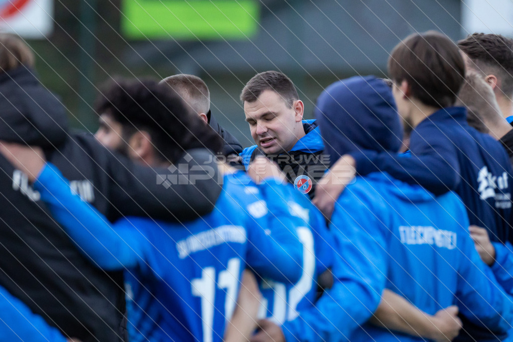 20251004_Picselweb-Fotografie_1R3_4807_web | Bezirkspokal Viertelfinale, SV Ahlerstedt/Ottendorf - SV Drochtersen/Assel II, Ergebnis 0:3. Foto: Jörg Struwe - picselweb.de - Realisiert mit Pictrs.com