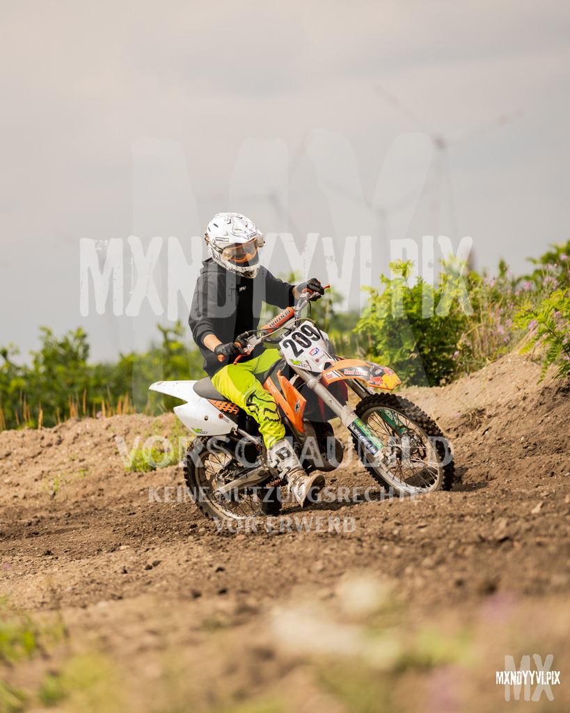 866A1522 | mxndyyvipix