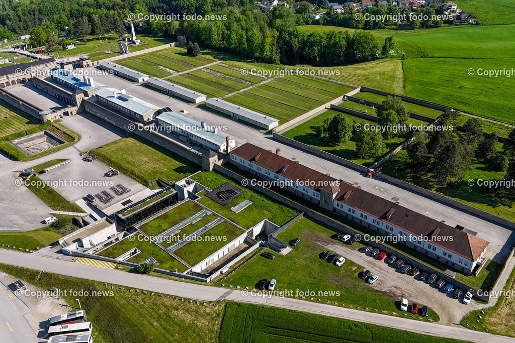 Mauthausen_ KZ Gedenkstaette_ Konzentrationslager_ 07.05.2025-17 | 07.05.2025, Mauthausen, AUT, Konzentrationslager Memorial, Themenbild im Bild KZ Gedenkstaette Mauthausen Memorial, Lager, Baracken, Apellplatz, Erinnerungsort, Frieden, Historischer Ort, Holocaust, Kulturdenkmal, Luftaufnahme, Mahnmal, Mauthausen, Menschenrechte, Monumente, NS-Zeit, Nationalsozialismus, Zwangsarbeit, Geschichte